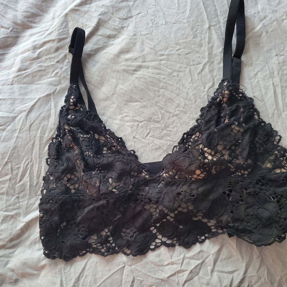 VS bralette